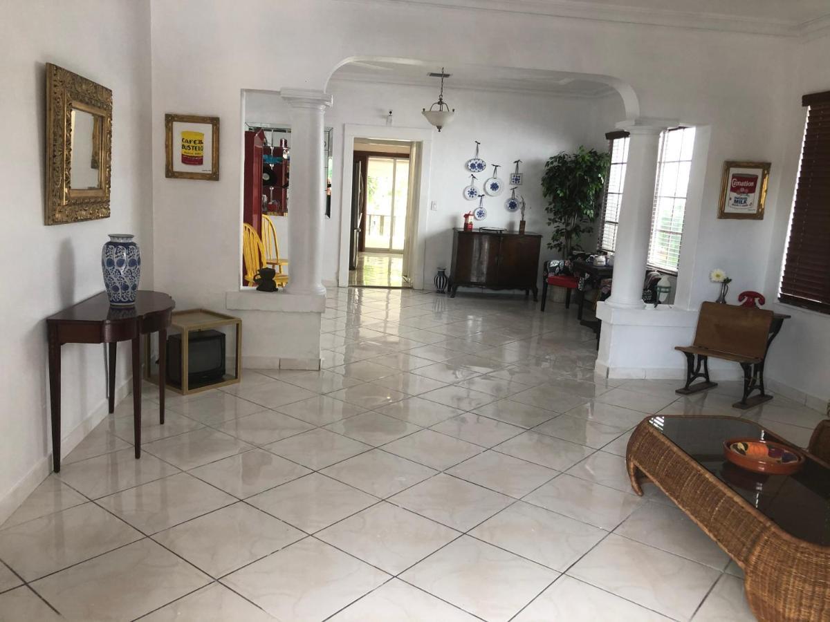 Private Suite Next To Calle Ocho Miami Dış mekan fotoğraf