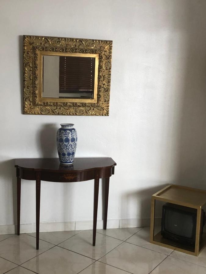 Private Suite Next To Calle Ocho Miami Dış mekan fotoğraf